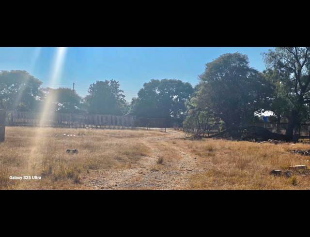 8.50HA SMALLHOLDING FOR SALE IN MYNGENOEGEN AH